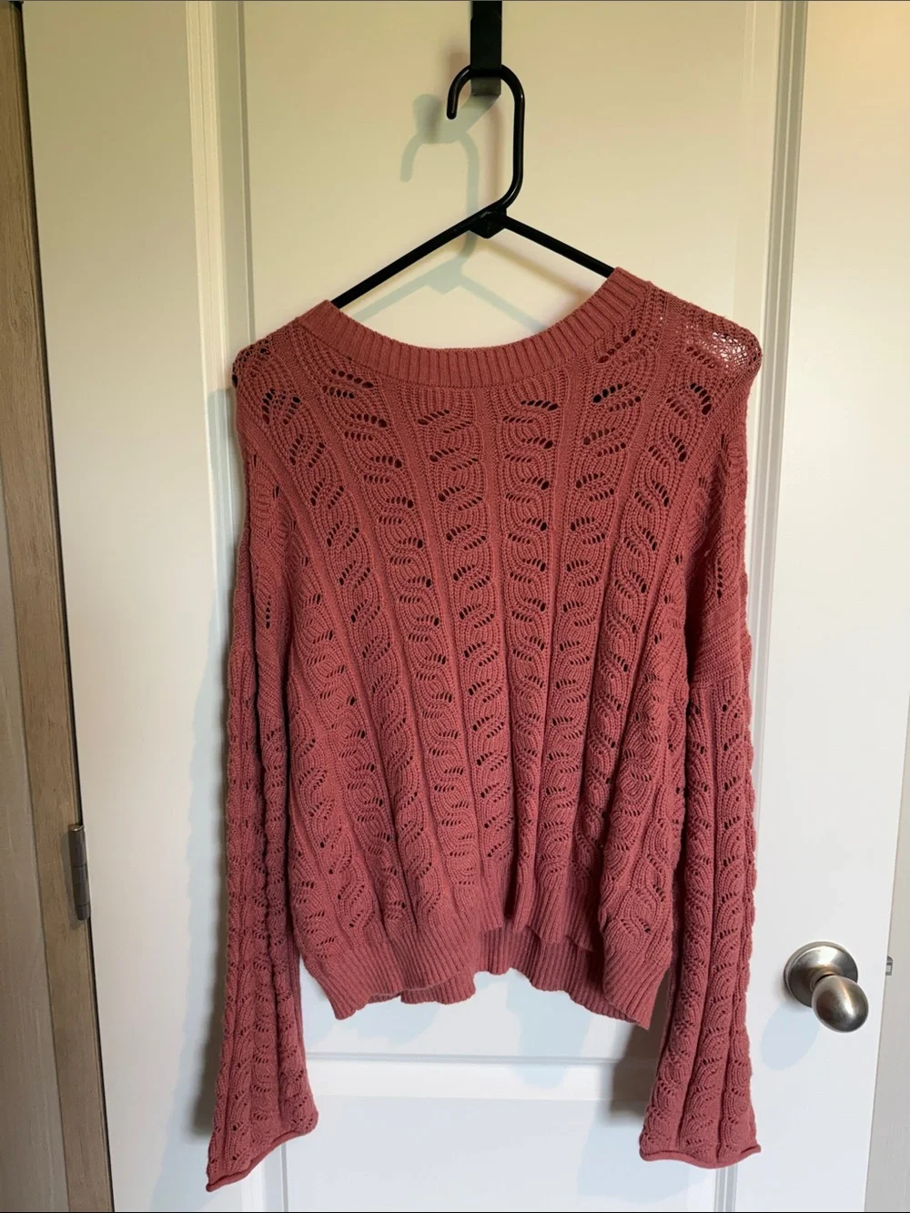 Open-Knit Scoop Neck Sweater in Rosewood